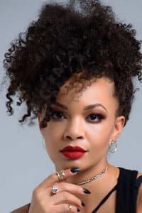 Kamia Sadler in Red Flags 2
