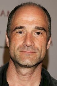 Elias Koteas in The Baker