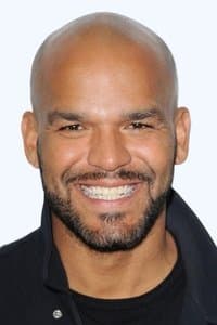 Amaury Nolasco in Edge of Fear
