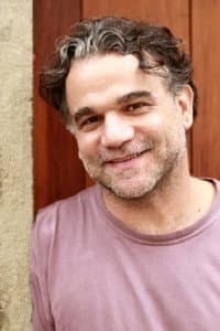 Eduardo Moreira in GRUPO GALPÂO: Romeu & Julieta na Praça do Papa