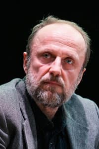 Łukasz Simlat in Izolator