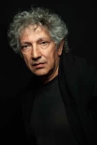 Eugenio Bennato in Edoardo Bennato - Sono solo canzonette