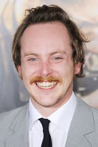 Tom Budge in Runt