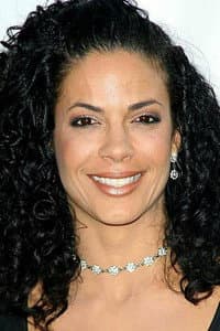 Amy Hunter in Traci Townsend