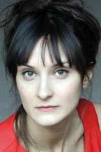 Alice Pehlivanyan in Im Sommer wohnt er unten