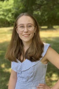 Arin Sheehan in Sex Shop