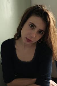 Roxanne Roux in Mort sur terre battue