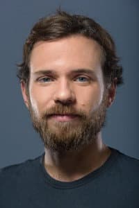 Pedro Roquette in A Rapariga Projectada