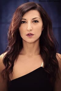 Corinna Coroneo in Nemici
