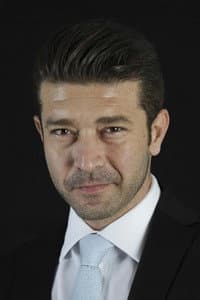 Emre Başer in Cinnet