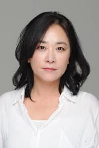 Lee Sun-ju in Mom Came Over the Sea