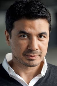 Ercan Karaçaylı in Dreiviertelmond