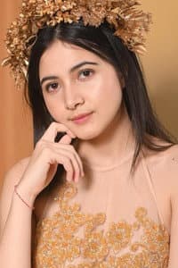 Bulan Sutena in Sinopsis Filem Busker