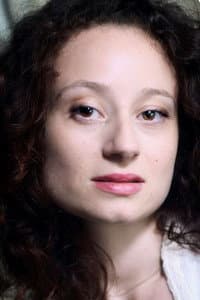 Emma Gamet in Un fil à la patte