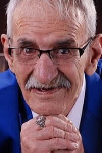 Ahmad Pourmokhber in Tofigh-e Ejbari