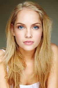 Melina Vidler in With or Without You