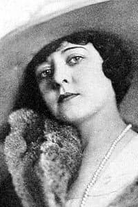 Irene Boyle in A Railroad Wooing