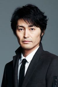 Ken Yasuda in man-hole