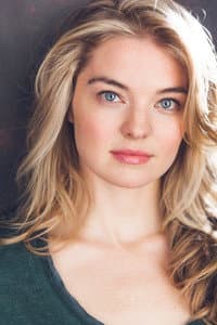 Sara Hogrefe in Willa