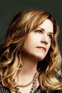 Victoria Peterson in The Bangles: Live in Pittsburgh