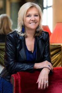 Anne Méaux in La face cachée de l'homme en noir