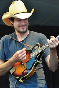 Cory Younts in CMT Crossroads: Kesha & Old Crow Medicine Show