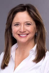 Mónica Pérez Marín in The Judge and the General