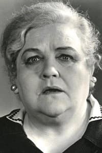 Elga Olga Svendsen in Pigespejderen