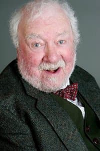 Freddie Jones in The Satanic Rites of Dracula