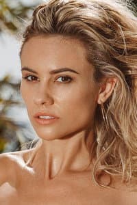 Addie Andrews in Natural Beauties 18