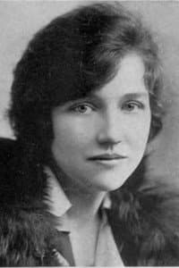 Eileen Huban in Find the Woman