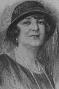 Pepi Glöckner-Kramer in Annie