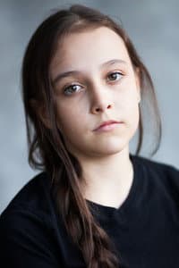 Élia St-Pierre in Le miroir