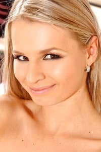 Mia La Roche in My Sexy Kittens 33