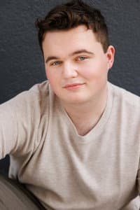 Noah Hickey in Cue To Leave