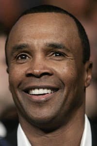 Sugar Ray Leonard in Aaron Pryor vs. Sang Hyun Kim