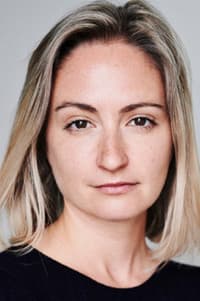 Lizzy Watts in Best Man