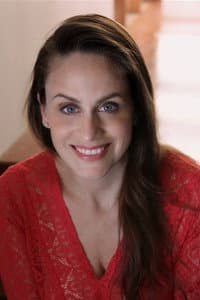 Lisa Campos in Remake