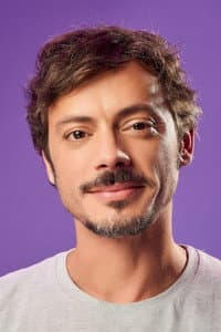 Tomás Fonzi in Rodney