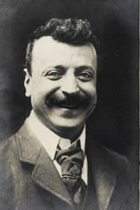 Ernete Zacconi in Les Perles de la couronne