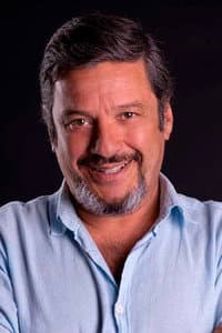 Lucho Cáceres in The Debt