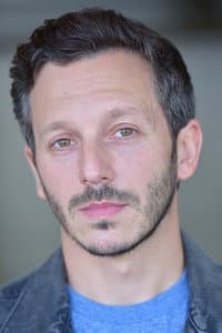 Andrew Bering in Oasis