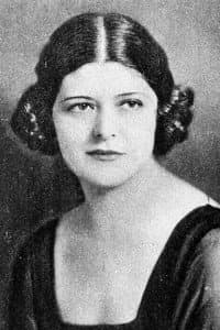 Dorothy Green in The Praise Agent