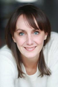 Valérie Kéruzoré in La parure