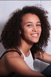 Nastasia Caruge in Elles... Les filles du Plessis