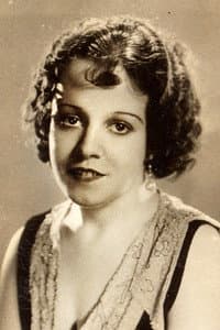 Daisy Hilton in Chained for Life