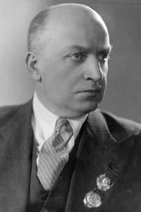Mikheil Chiaureli in სურამის ციხე