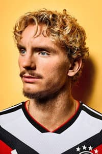 Nick Woltemade in Worldcup - mit Tommi Schmitt