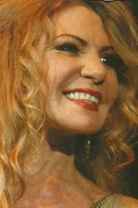 Elba Ramalho in Alô, Alô, Terezinha!