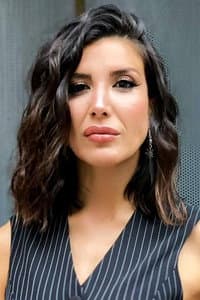 Andrea Rincón in Matrimillas